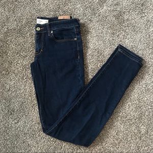 Abercrombie Dark Wash Jegging